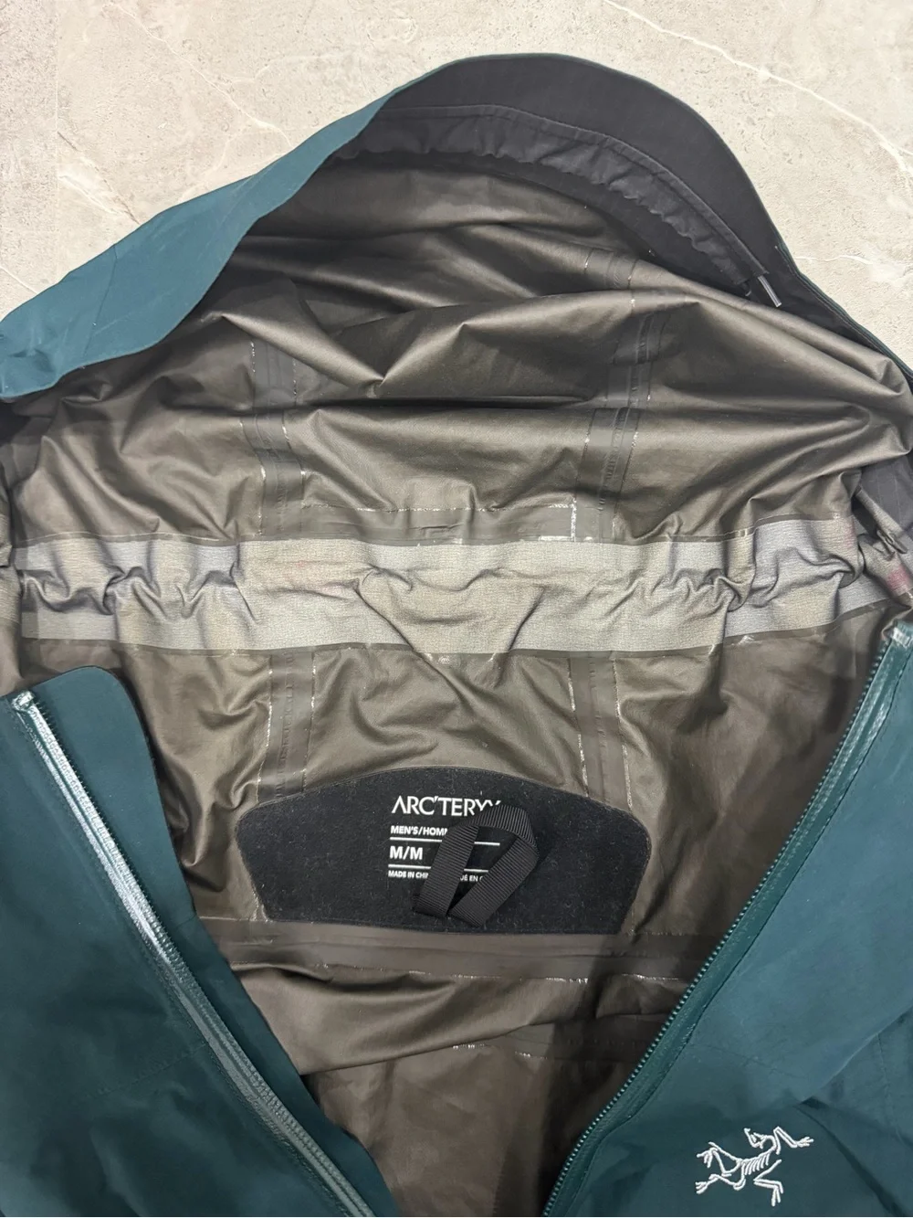 Arc'teryx Men's Zeta SL Rain Jacket Teal-Dark Green Waterproof Hooded Shell